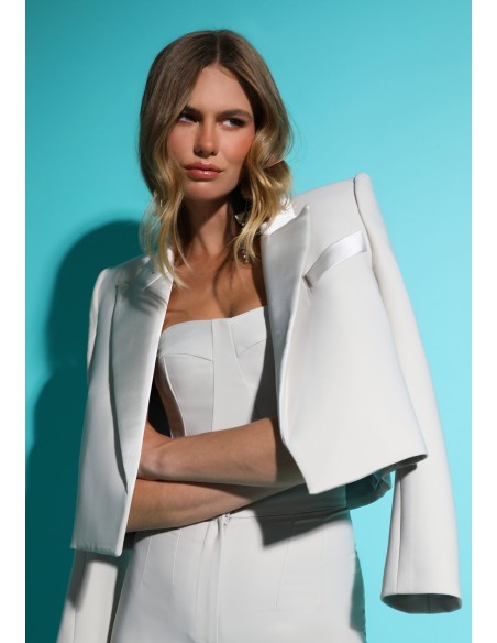 Top de fiesta corsetero gris perla con escote palabra de honor