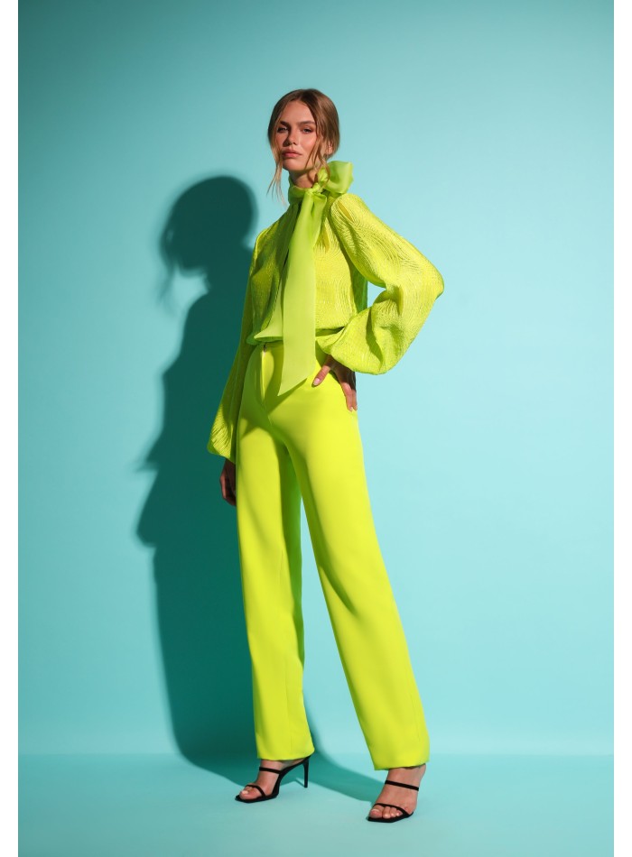 Pantalón largo de crepe limón con tiro alto