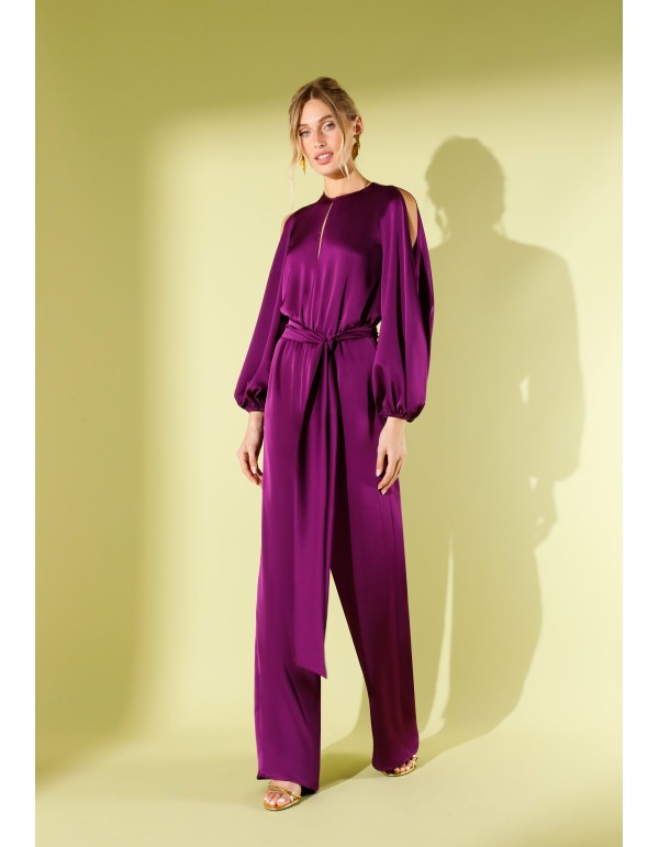 Long violet satin party jumpsuit with slashed sleeves