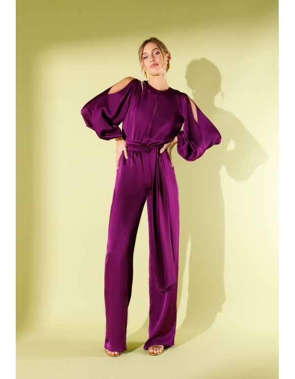 Long violet satin party jumpsuit with slashed sleeves 2
