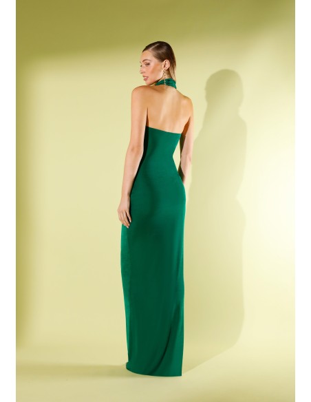 Longue robe de soirée verte avec encolure en cascade drapée