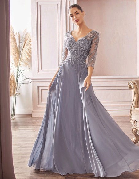 Robe de soirée avec manches et corsage perlés