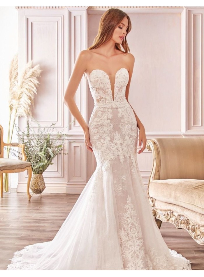Vestido de novia de encaje sin tirantes y...
