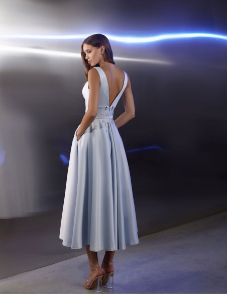 Midi party dress with neckline and embroidered rhinestone details