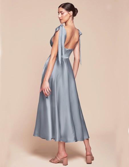 Satin midi dress with a floaty skirt for a guests