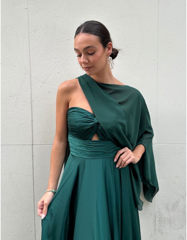 Capa corta de gasa para invitada 2