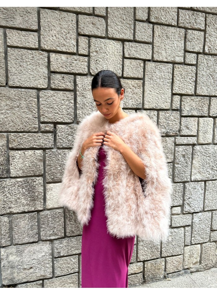 Couche invité en plumes d'autruche