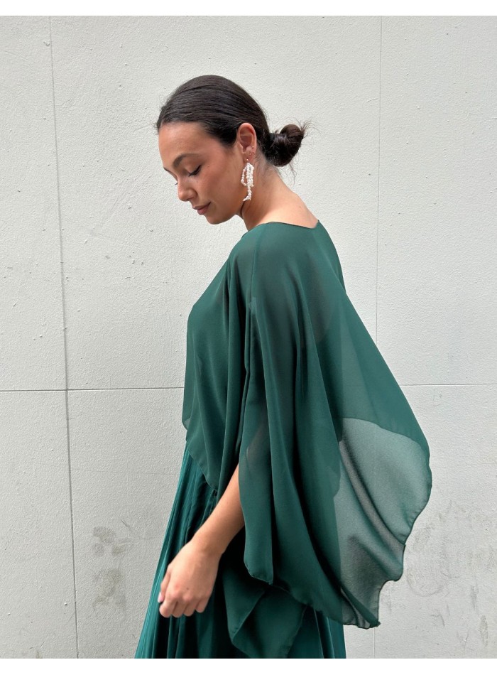 Short chiffon guest cape