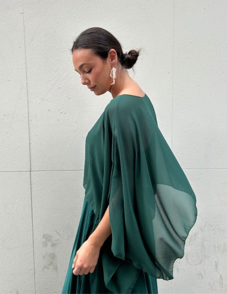 Short chiffon guest cape