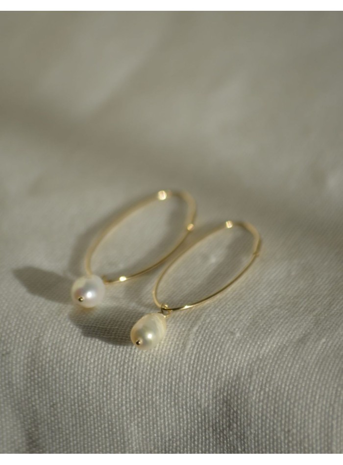 Pendientes minimalistas de aro con perlas...