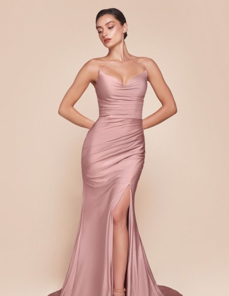 Gown satin dress with sweetheart neckline for guests