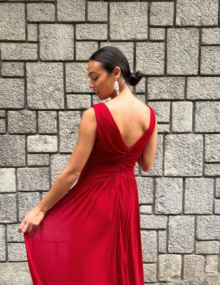 Vestido de fiesta con escote en pico de tirante ancho