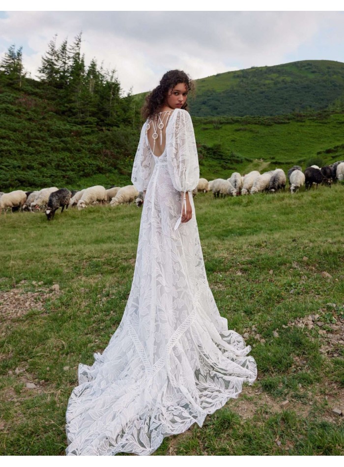 Robe de mariée style bohème avec macramé et...