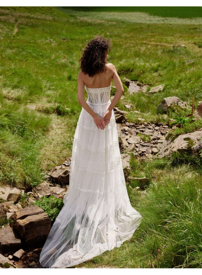 Long wedding dress with sweetheart neckline...