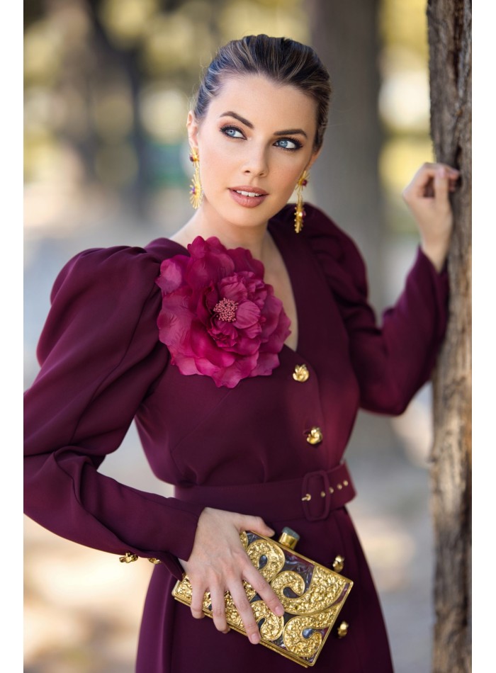 Detachable midi dress with belt and flower detail