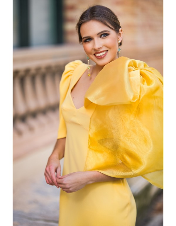 Midi dress with slit, cut-out and maxi bow