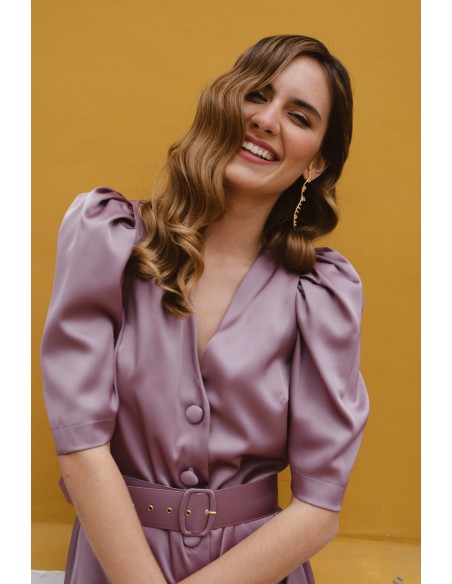 Vestido midi para boda de raso con cinturón