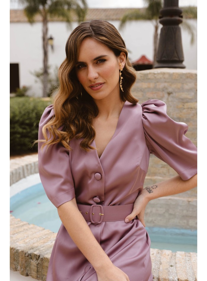 Vestido midi para boda de raso con cinturón