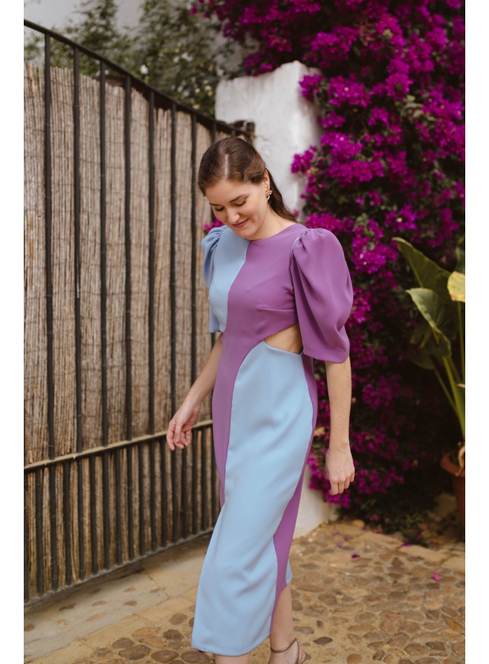 Robe midi bicolore avec découpe et dos ouvert