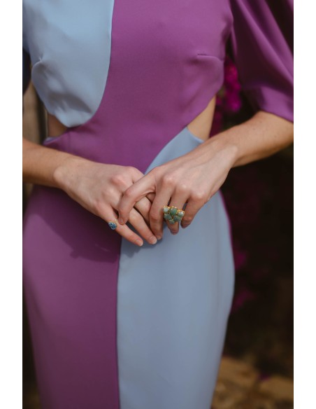 Robe midi bicolore avec découpe et dos ouvert