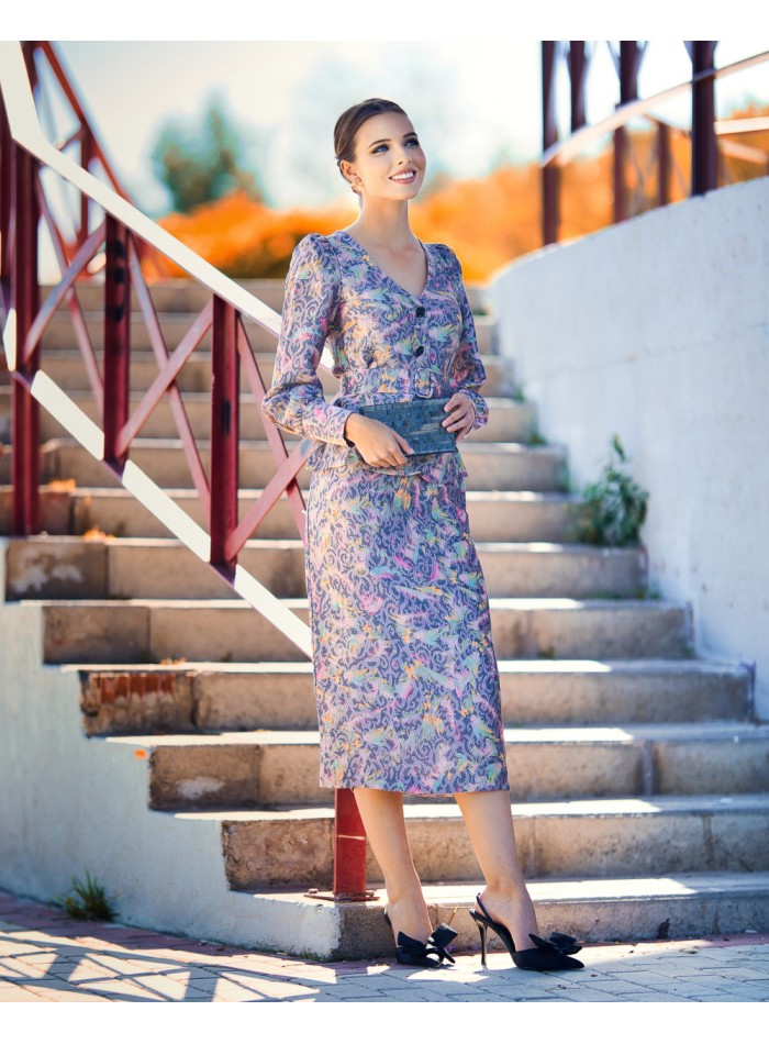 Printed pencil skirt with midi cut and print