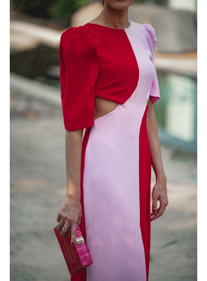Vestido midi bicolor para invitada con cut-out