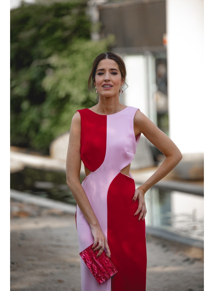 Bicolor midi dress with cut-out for guest