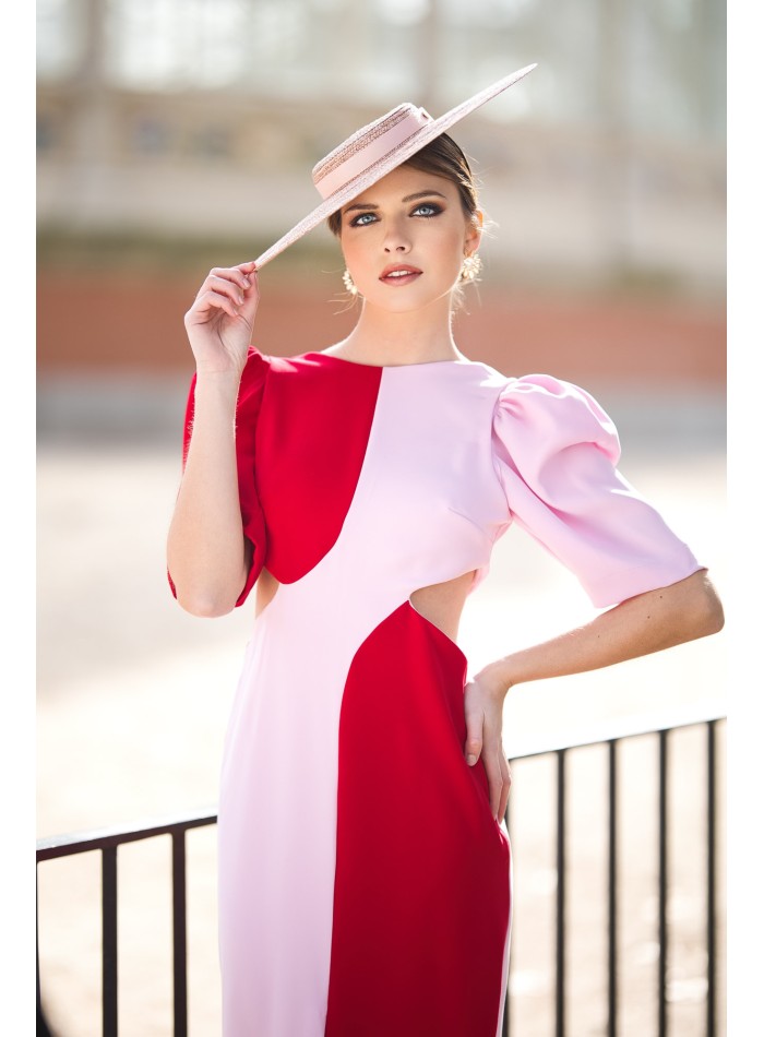 Robe midi bicolore avec découpe pour les invités