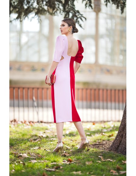 Bicolor midi dress with cut-out for guest