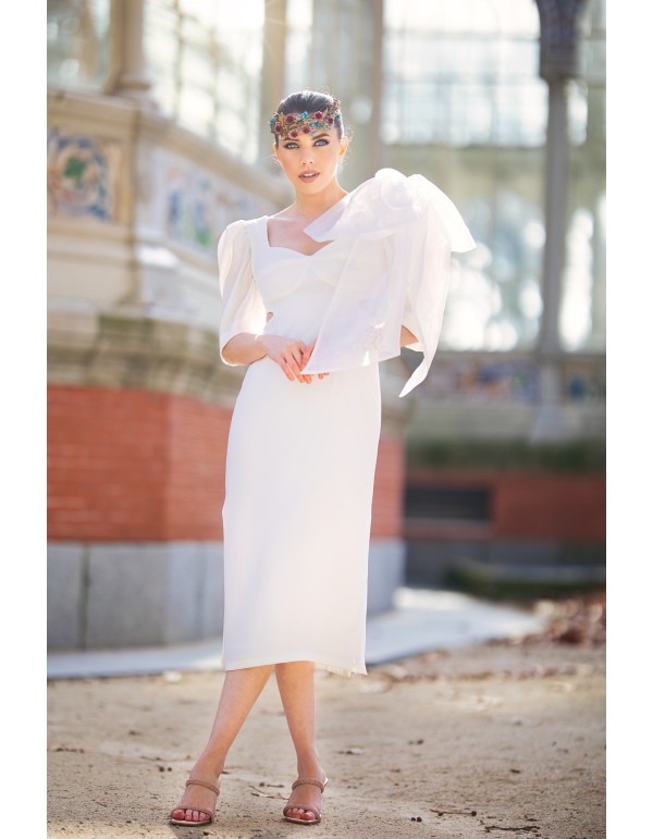 Robe midi avec découpe et maxi nœud blanc