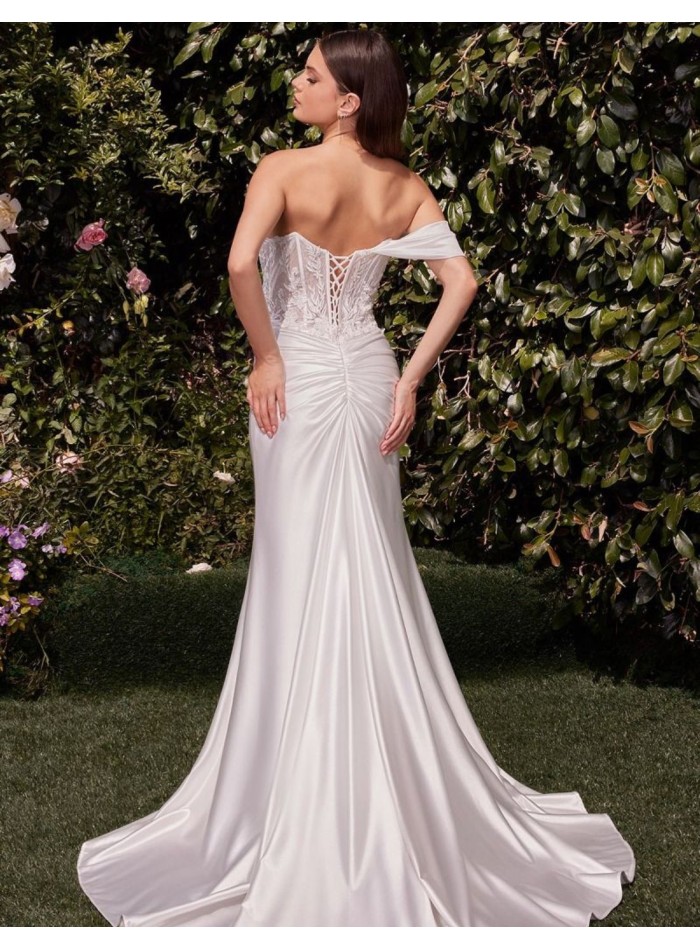 Robe de mariée en satin avec dentelle et épaule...