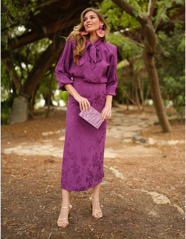 Falda midi morada de flores