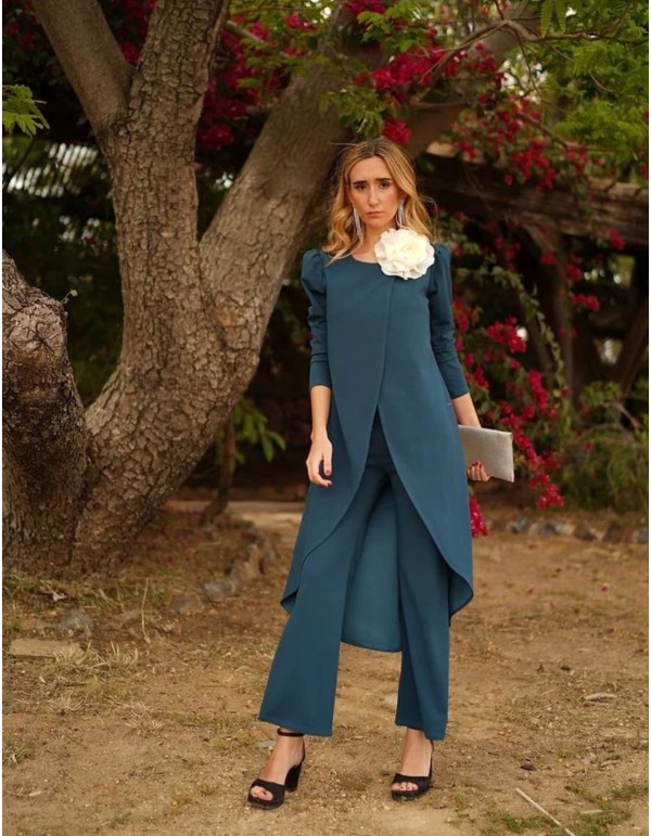 Green set of long jacket and pants