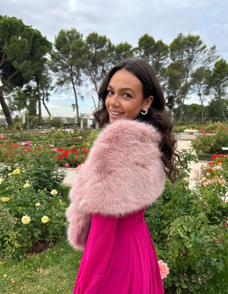 Short faux fur stole