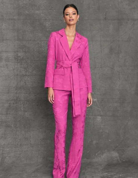 Flare style suit pants for guests