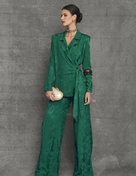 Pantalon d'invité à la coupe évasée