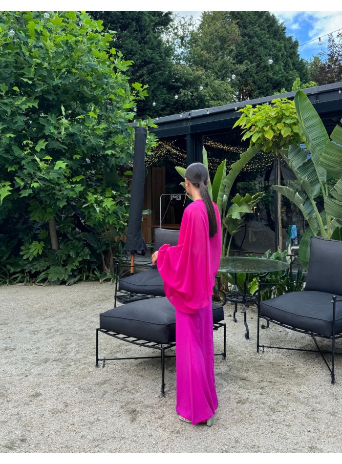 Robe longue avec bretelles spaghetti et cape en...