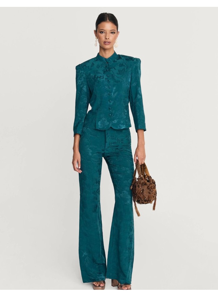 Pantalón estilo bootcut para invitada
