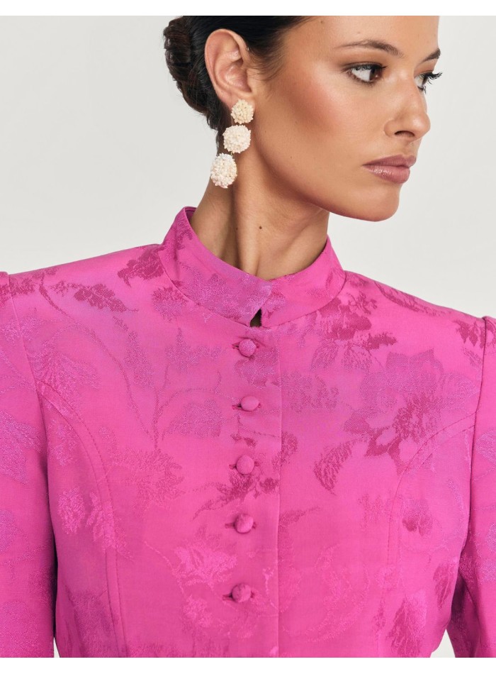 Veste avec col montant et boutons recouverts