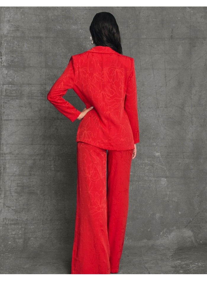 Wide leg pants with flowing fabric