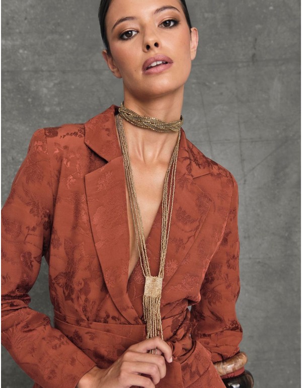 Blazer de escote cruzado y fajin terracota