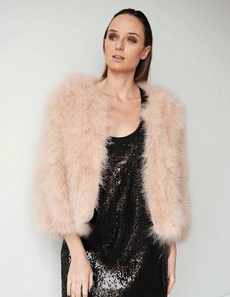 Chaqueta de pluma de avestruz