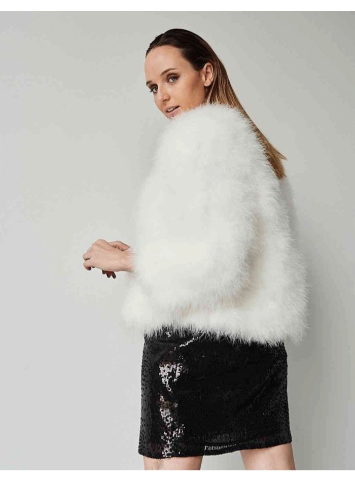 Chaqueta de pluma de avestruz