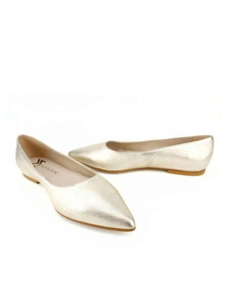 Flat metallic leather ballerina flat with pointed toe finish