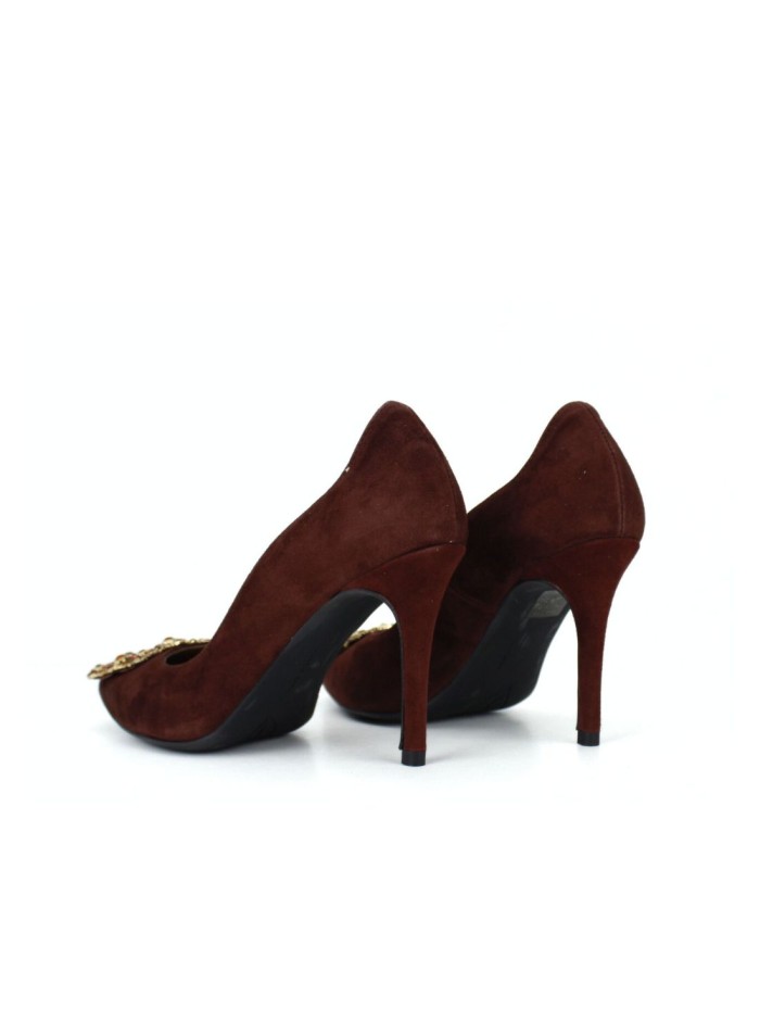 High heel shoes in burgundy with rhinestone...