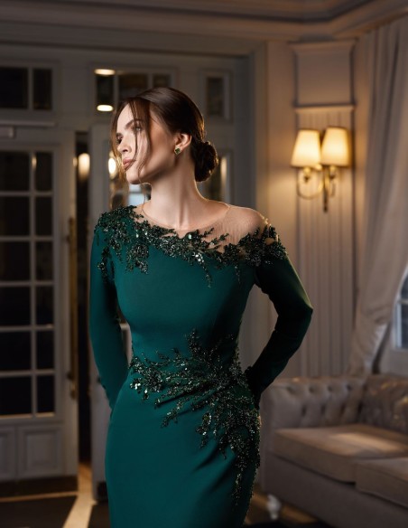 Long party dress with asymmetrical bodice and embroideries