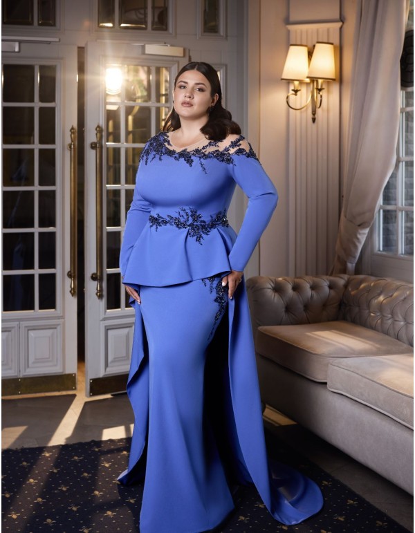 Long party dress with asymmetrical bodice and embroideries 2