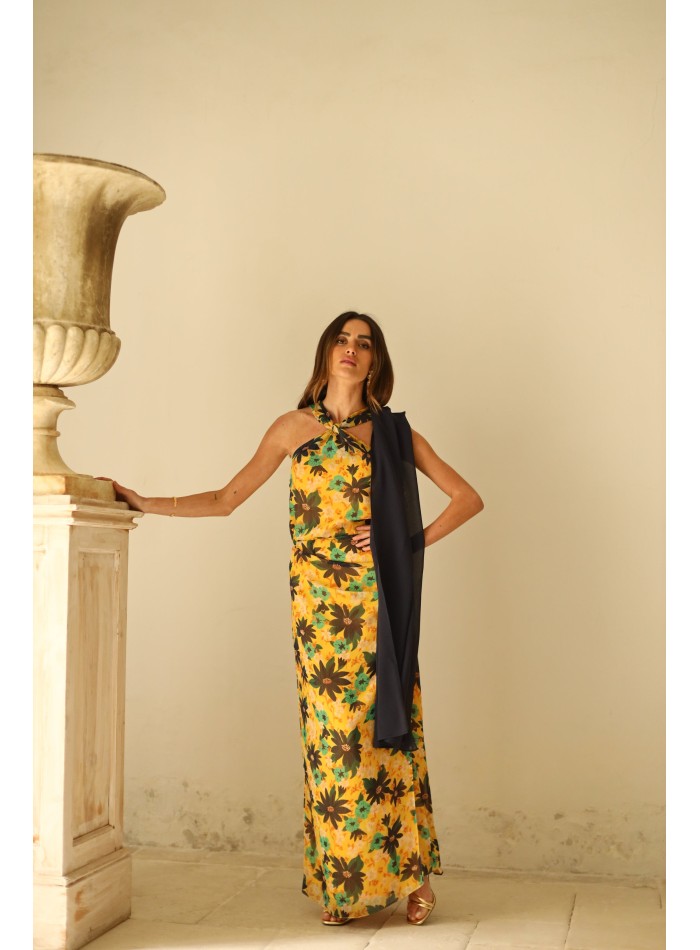 Top de invitada estampado floral cuello halter