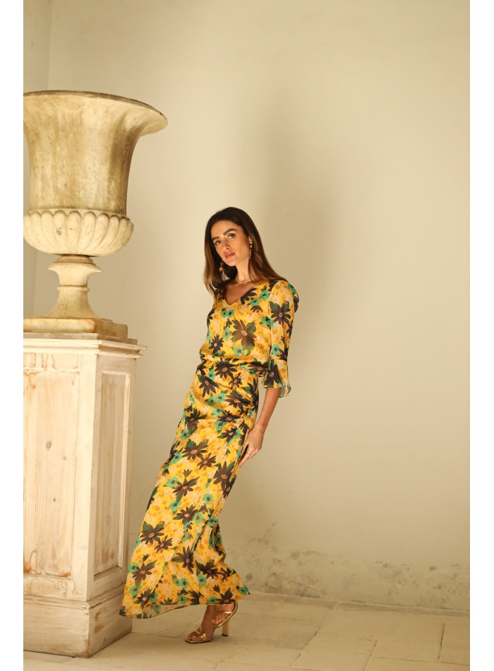 Blusa de invitada estampado floral escote pico