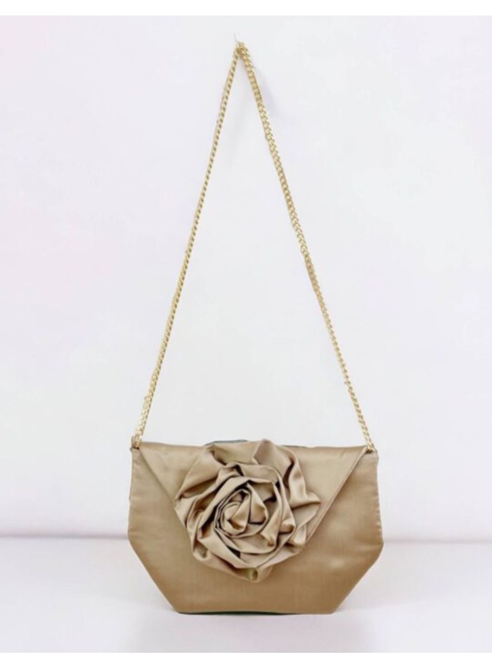 Handbag with maxiflower detail and gold chain...